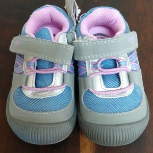 Kid's Size 5 Osh Kosh Girls Sneakers - Brand New!